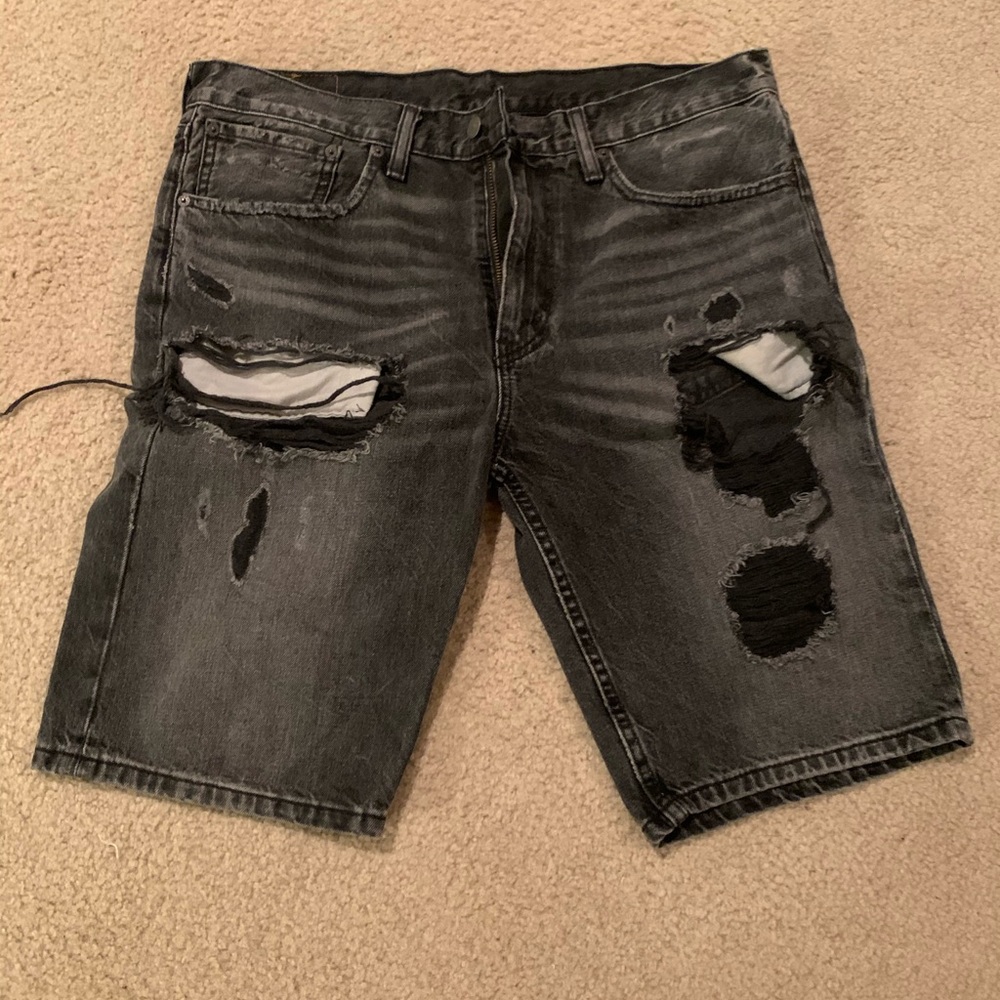 Levi’s Destroyed Jean Shorts size 34, fit 522